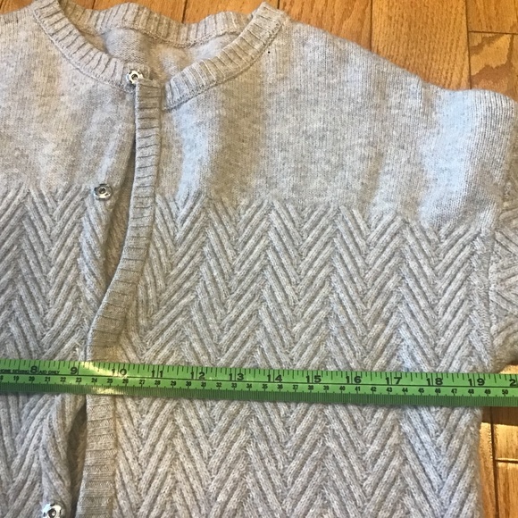 Lambswool cardigan - Picture 6 of 11